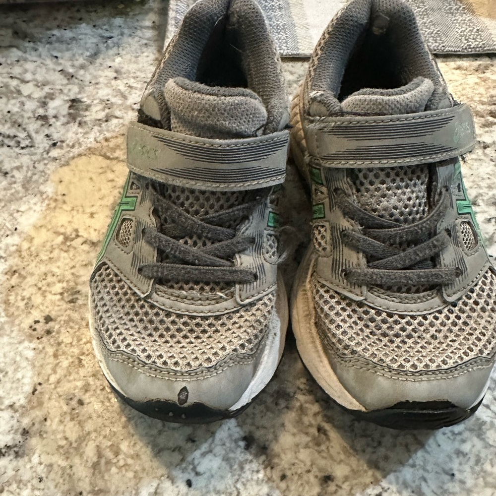Kids ASICS-used - Picture 5 of 5